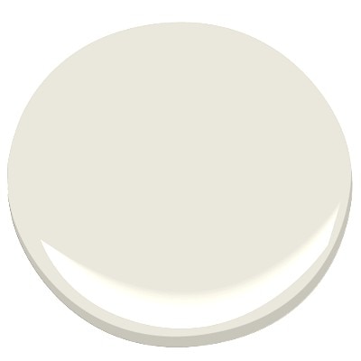 Dove Wing by Benjamin Moore for a beautiful white paint color for trim. Come explore How to Choose the Best White Paint Color Every Time! #benjaminmooredovewing #paintcolors