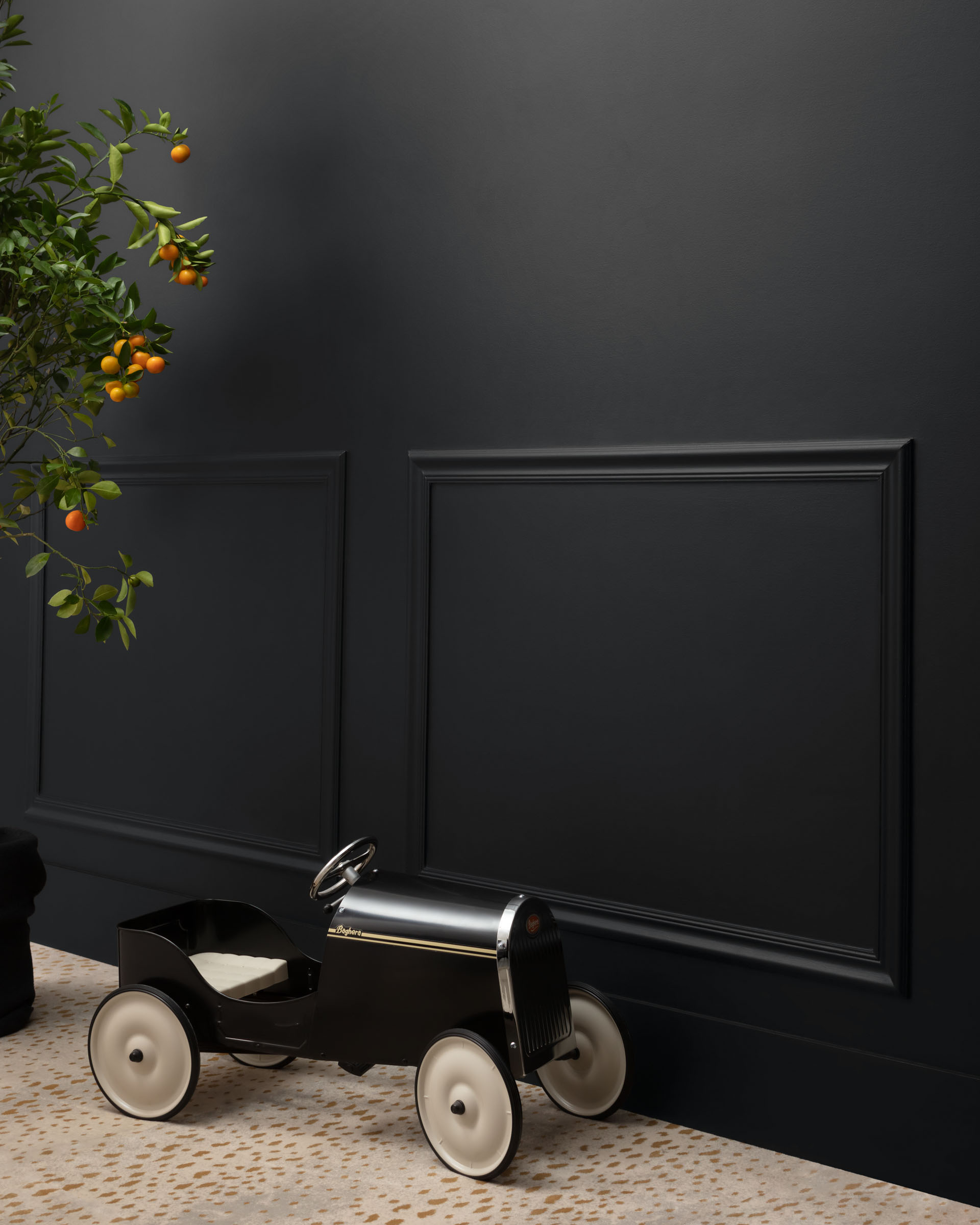 Mopboard Black CW-680 | Benjamin Moore