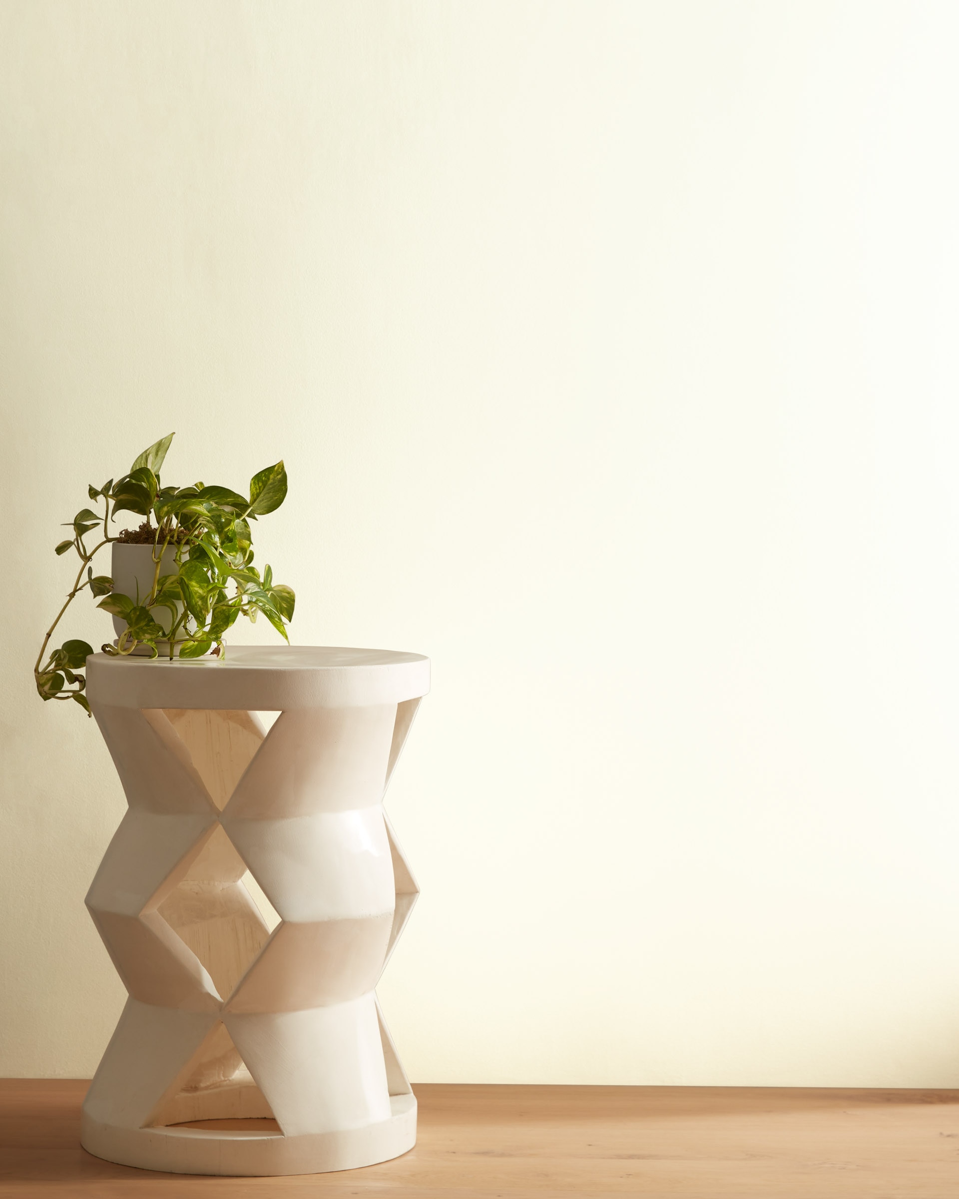 Find your perfect paint colour Mascarpone AF 20