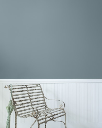 Painted wall with Van Courtland Blue HC-145