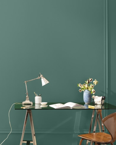 Painted wall with Verdigris 685