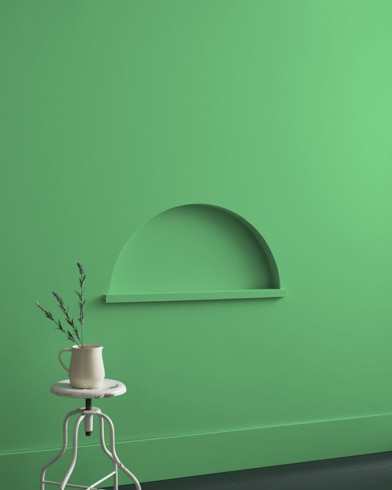 Painted wall with Four Leaf Clover 573