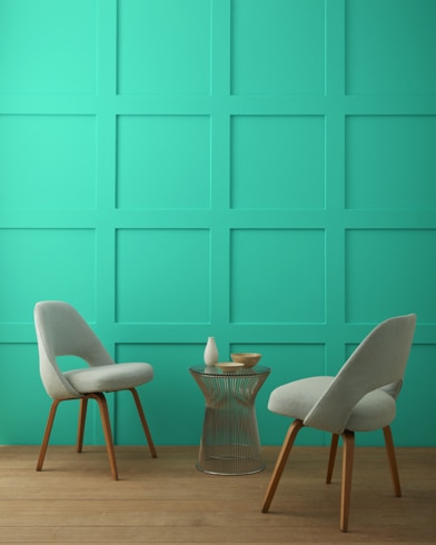 Painted wall with Miami Green 2042-40