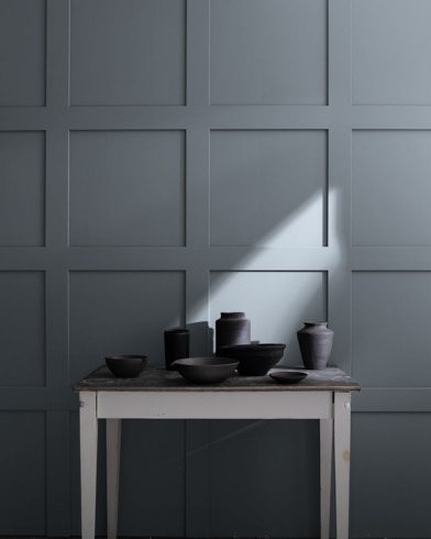 Painted wall with Smoke Gray 2120-40