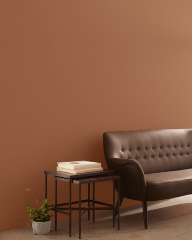 Painted wall with Copper Kettle 1218
