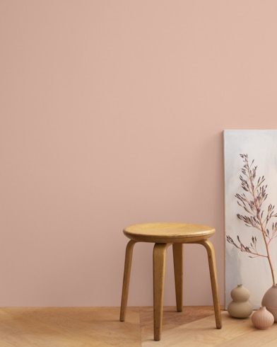 Painted wall with Chippendale Rosetone HC-58