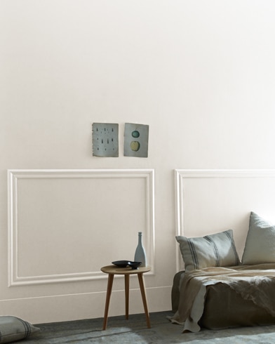 Painted wall with Calm 2111-70